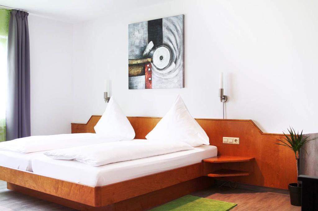 Hotel Pension Kaempfelbach Kampfelbach Esterno foto