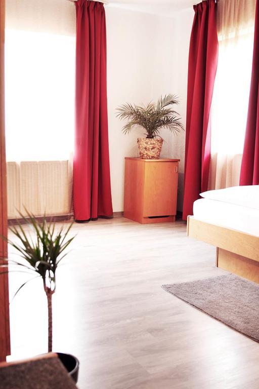 Hotel Pension Kaempfelbach Kampfelbach Esterno foto